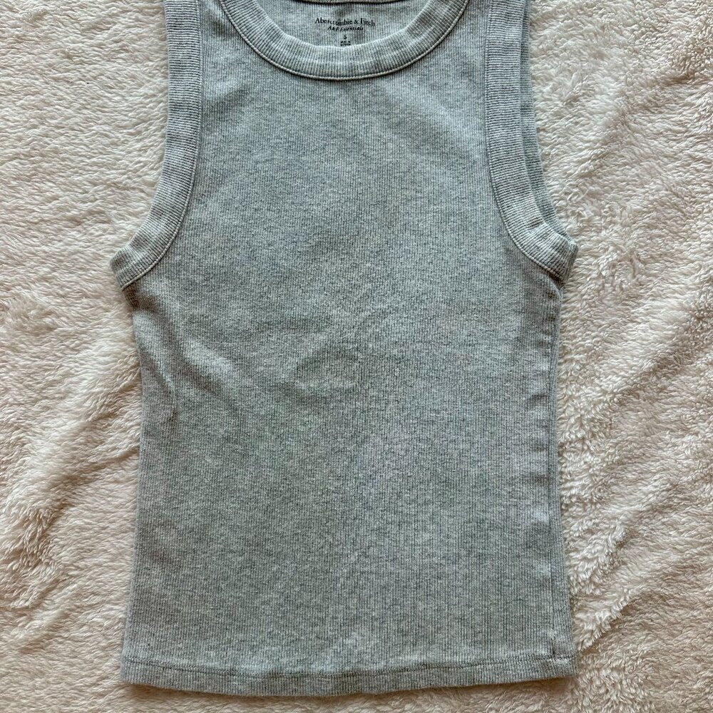 Abercrombie Essentials ribbed Tank SZ SMALL